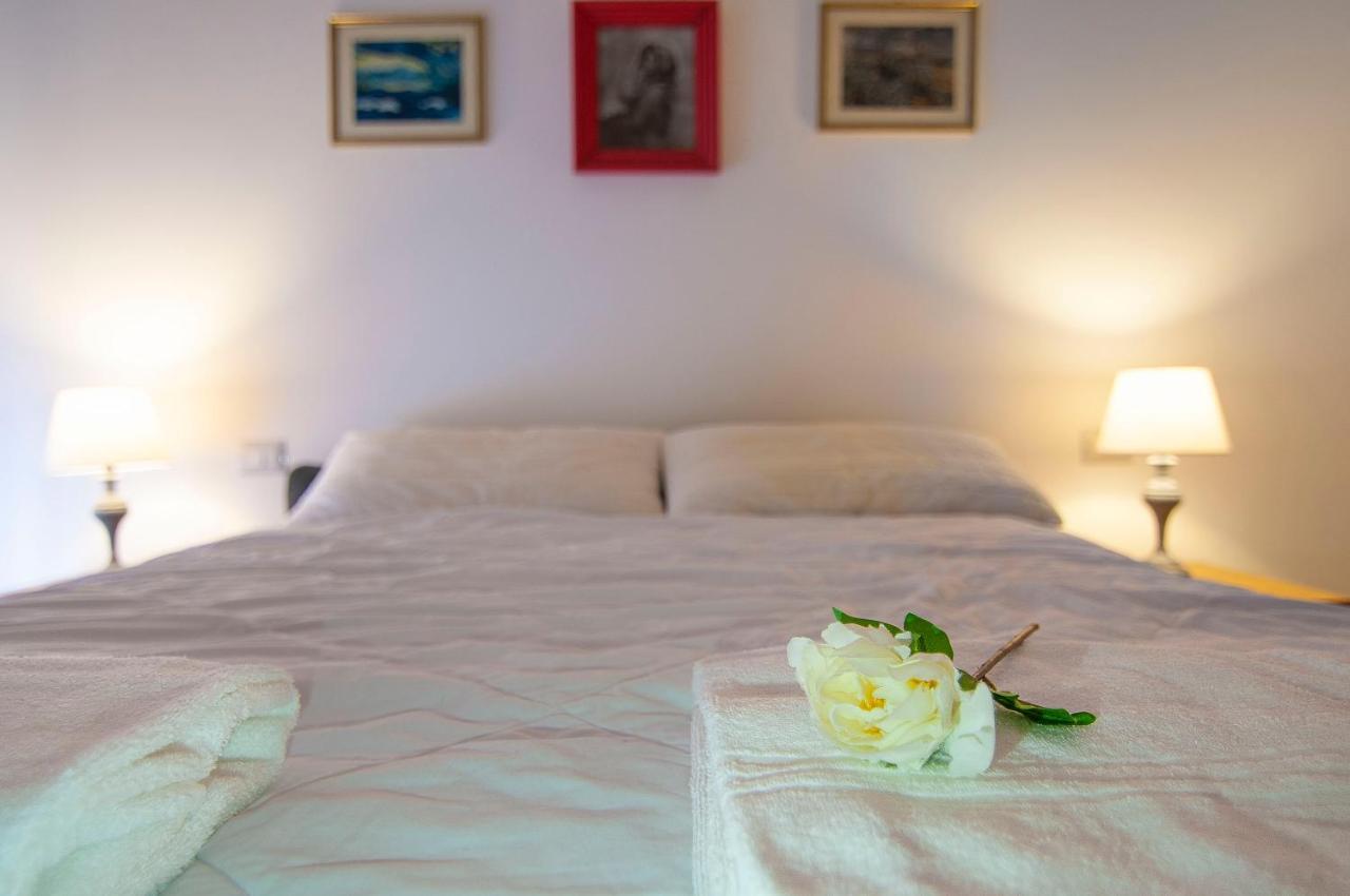 Maffeihouse 5 Min To Hospital Apartment Verona Luaran gambar