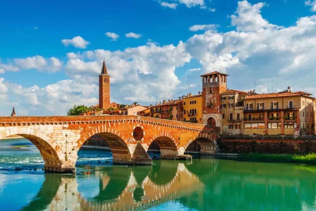Maffeihouse 5 Min To Hospital Apartment Verona Luaran gambar
